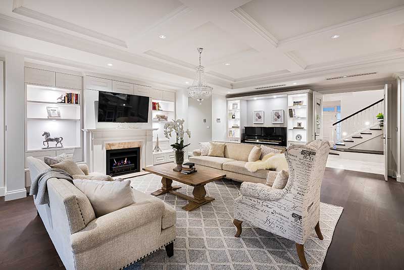 Hamptons Style living room decor